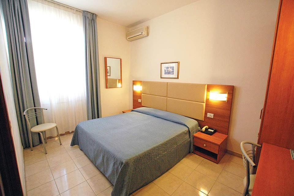 Hotel Patrizia Marina di Massa Exteriér fotografie