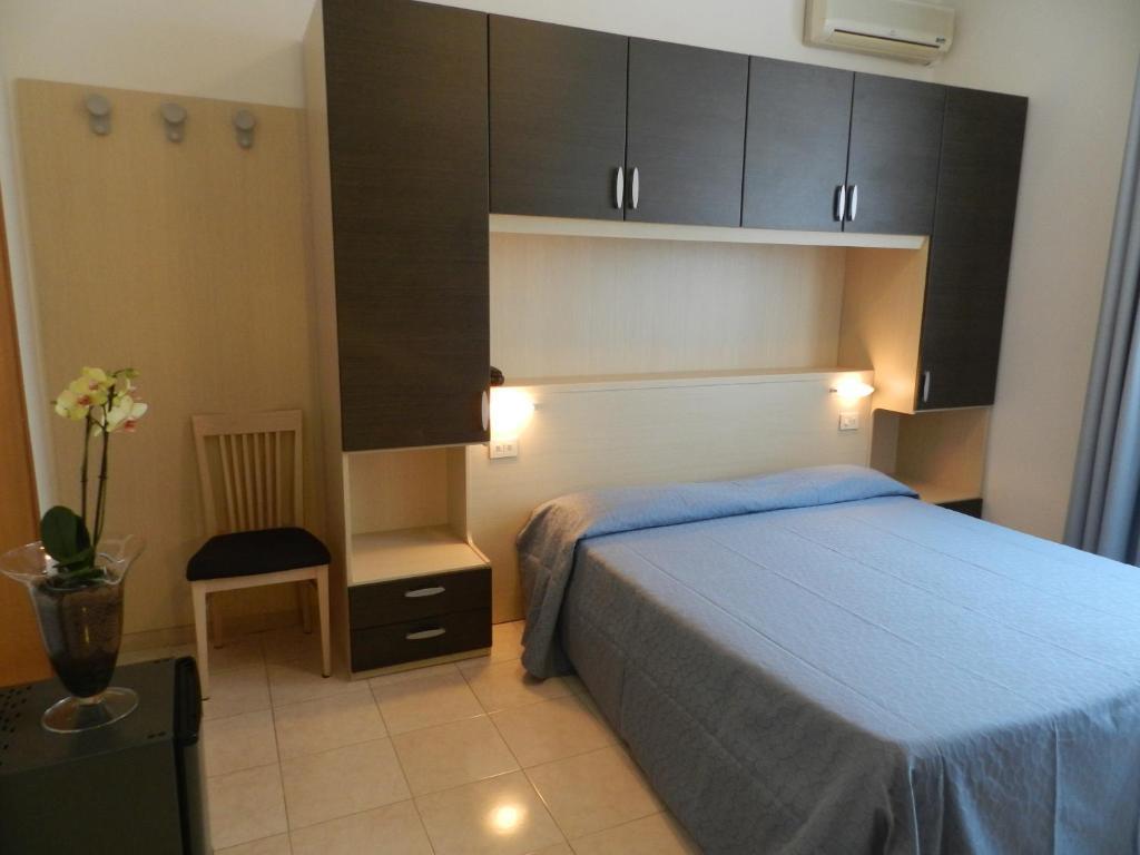 Hotel Patrizia Marina di Massa Pokoj fotografie