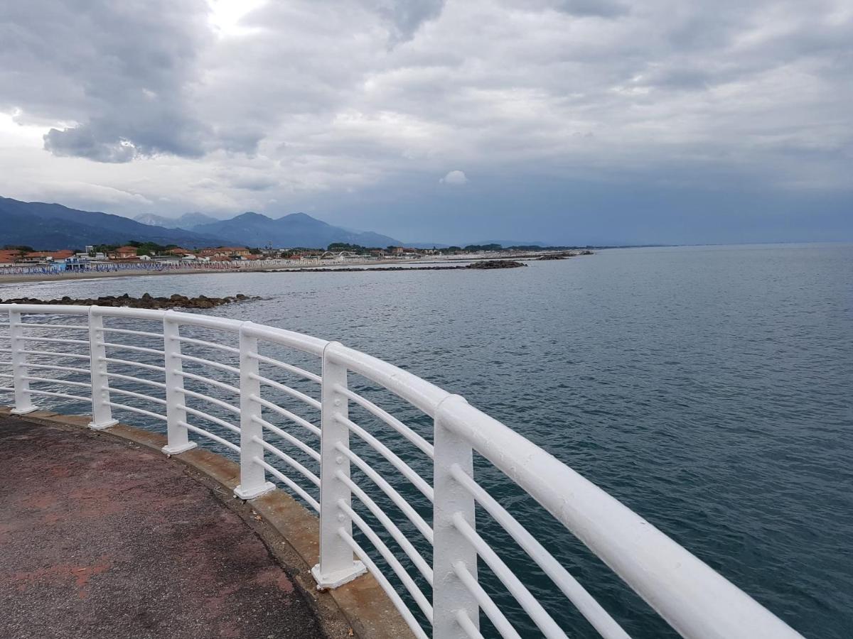 Hotel Patrizia Marina di Massa Exteriér fotografie