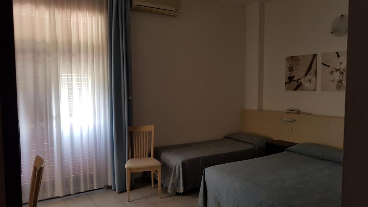 Hotel Patrizia Marina di Massa Exteriér fotografie